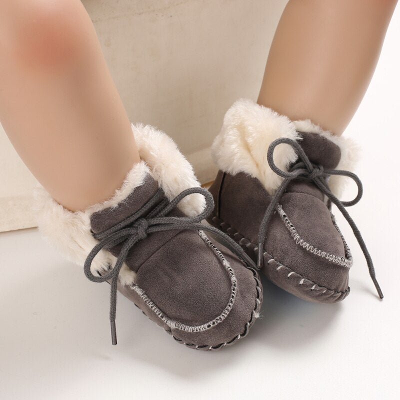 Botinha de Camurça baby - Ama Mamma